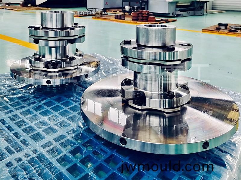 膜片聯(lián)軸器受到較大的(de)軸向力